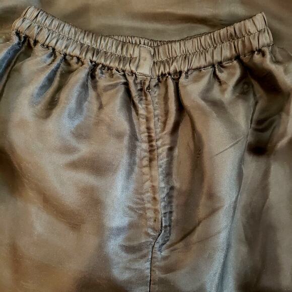 Indian Inspired Black Rayon 2-PC Set Foral Embroidered Jacket & Skirt SZ 20 - Picture 13 of 16